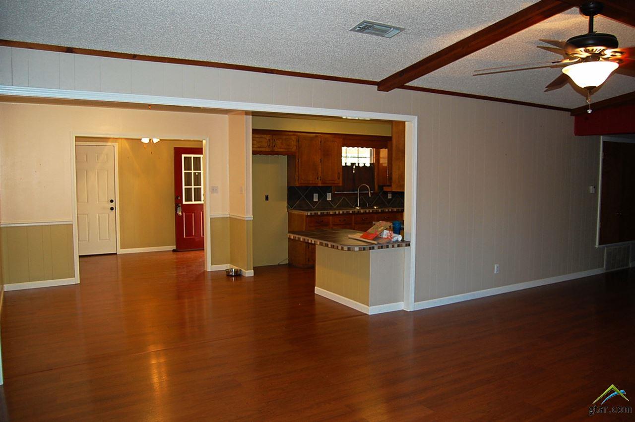200 Peak St