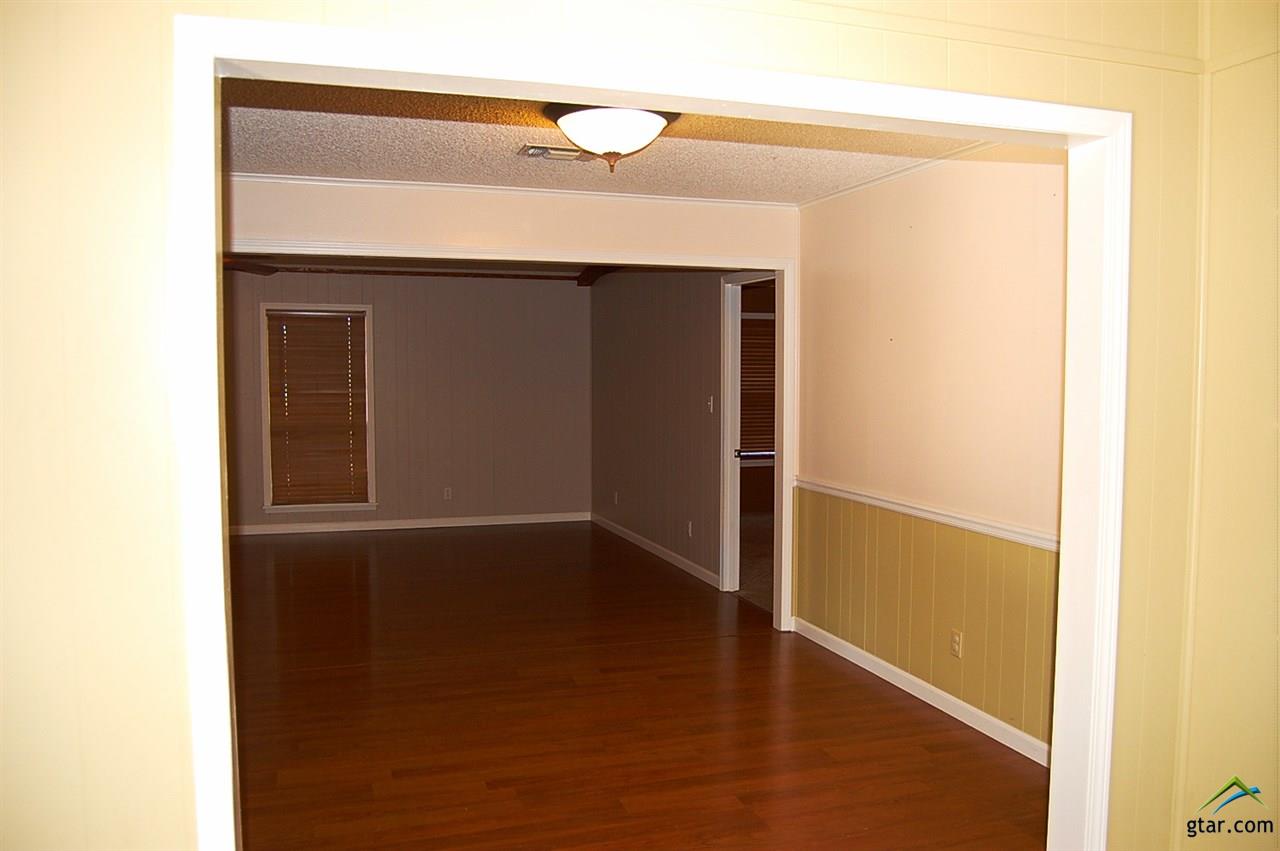 200 Peak St