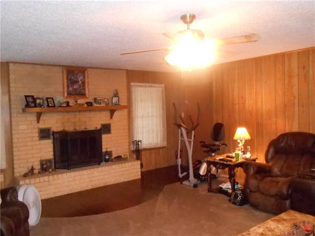 For Sale: 2820 Zinnia Rd Diana, TX 75640