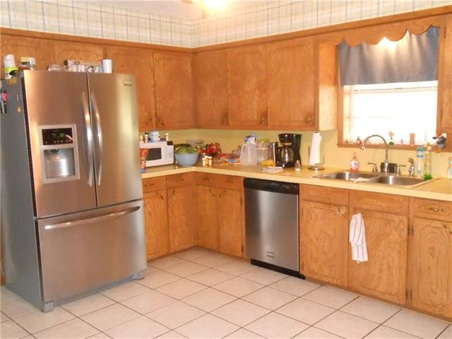 For Sale: 2820 Zinnia Rd Diana, TX 75640
