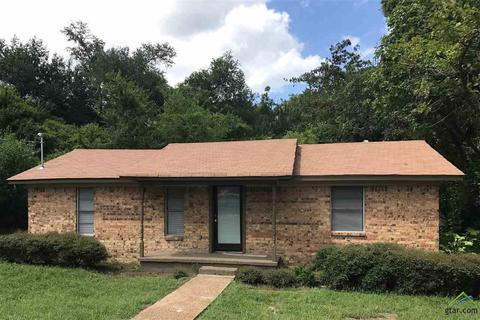 704 W Oakwood