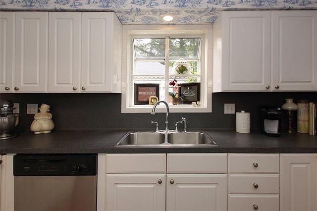 For Sale: 517 W 2nd St Tyler, TX 75701