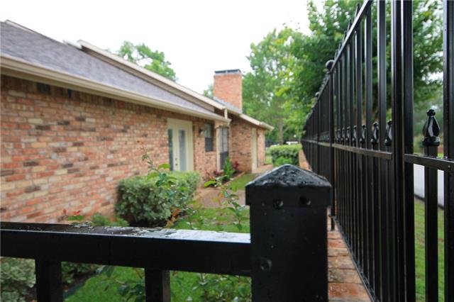 For Sale: 600 Pierce St Lindale, TX 75771