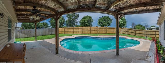 For Sale: 1014 Mazourka Dr Arlington, TX 76001