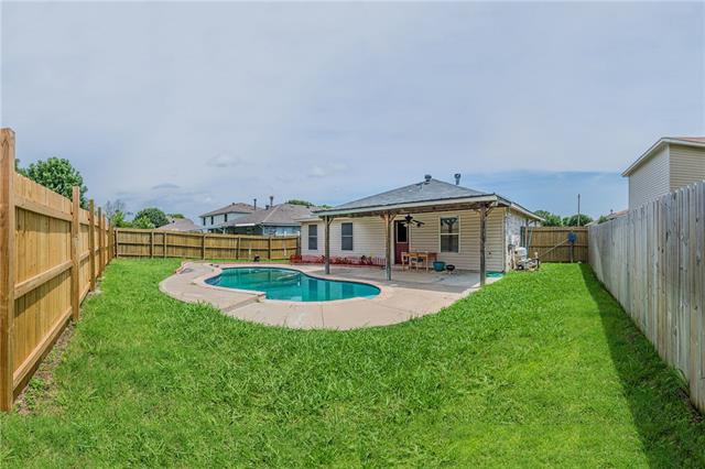 For Sale: 1014 Mazourka Dr Arlington, TX 76001