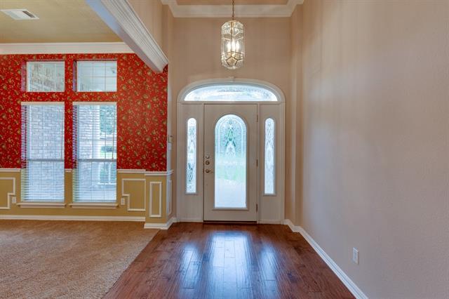 For Sale: 2716 S Shady Ln S Arlington, TX 76001