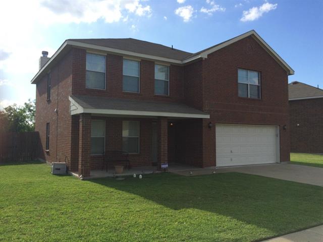 For Sale: 921 Blue Sky Dr Arlington, TX 76002