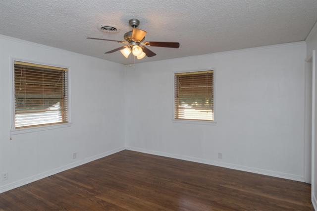 2109 Skylark Dr