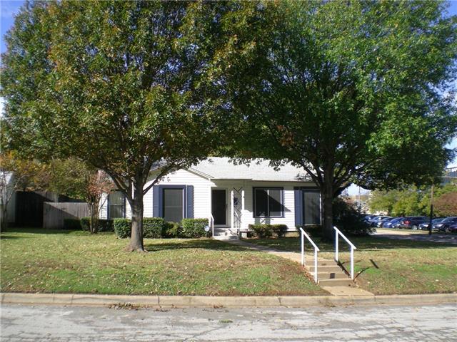 500 S Elm St