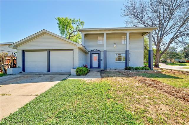 607 Clover Park Dr