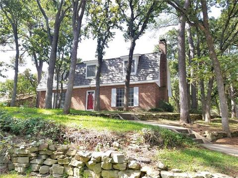 1205 Riverview Dr