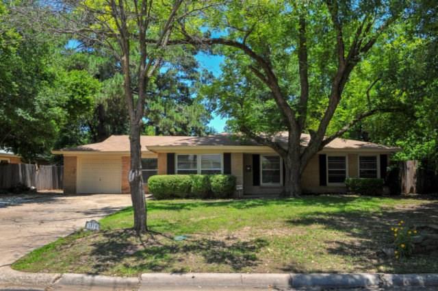 For Sale: 1119 W Lovers Ln Arlington, TX 76013
