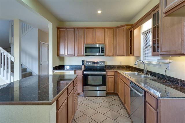 715 Greenridge Dr