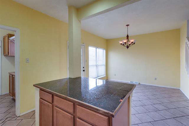715 Greenridge Dr