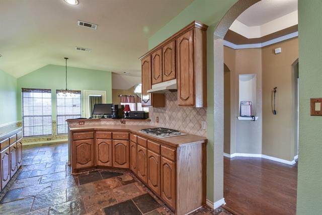5102 Tacoma Dr