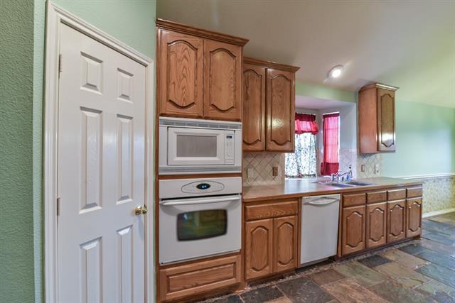 5102 Tacoma Dr