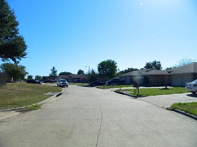 406 Hemlock Dr