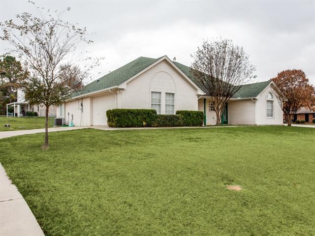 6803 Briar Rd
