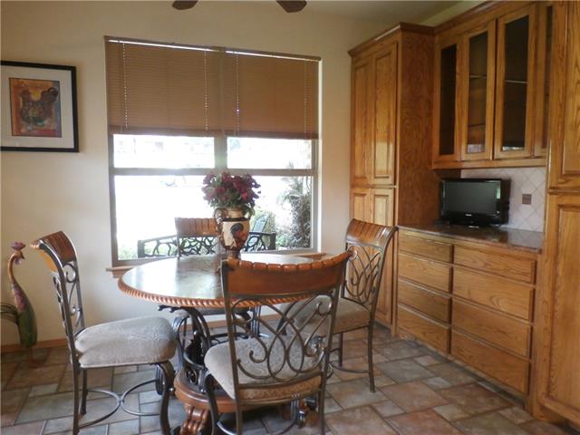 For Sale: 7219 Peden Rd Azle, TX 76020