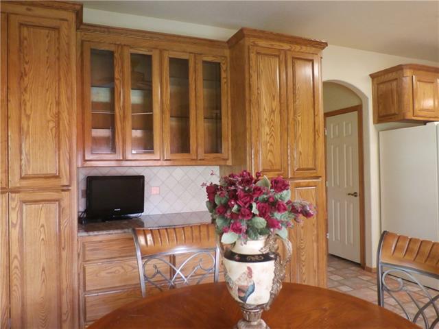 For Sale: 7219 Peden Rd Azle, TX 76020