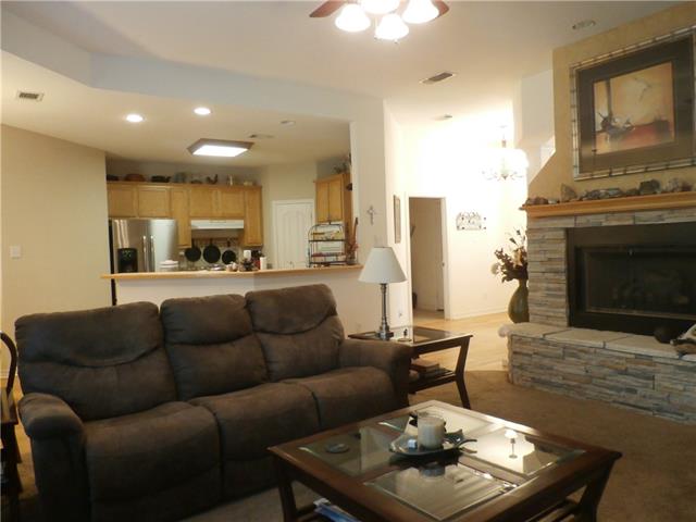 For Sale: 153 Horizon Cir Azle, TX 76020
