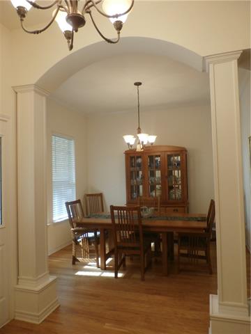 For Sale: 153 Horizon Cir Azle, TX 76020