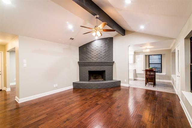 3021 Woodbridge Dr
