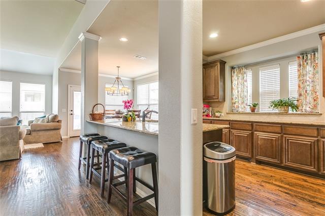 For Sale: 1181 Litchfield Ln Burleson, TX 76028