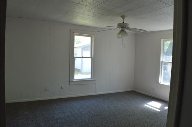 400 Pecan St
