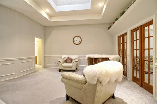 For Sale: 2809 Woodland Hills Dr Grapevine, TX 76051