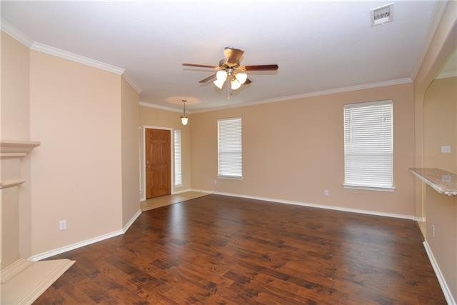 For Sale: 1141 Roping Reins Way Haslet, TX 76052