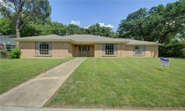 2240 Shady Brook Dr