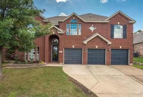 1004 Colonial Ct
