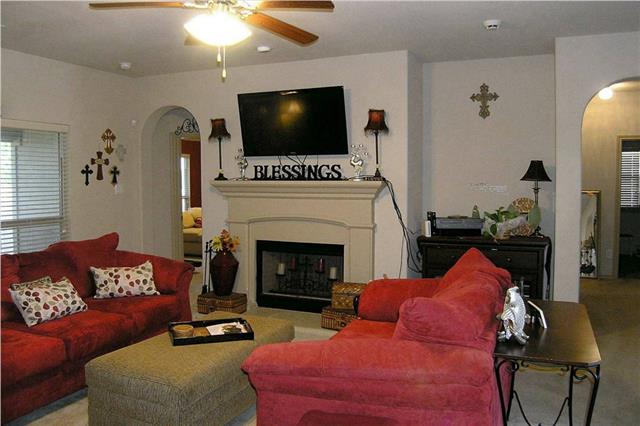 For Sale: 1703 Abaco Dr Mansfield, TX 76063