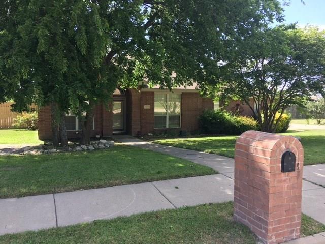 1129 Masquerade Dr