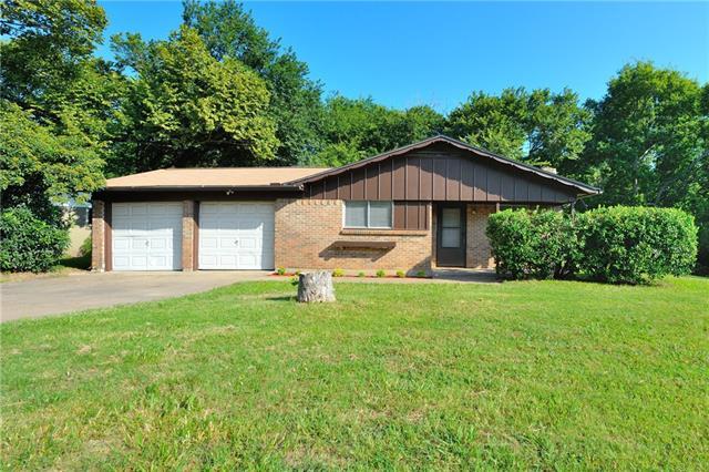 304 S Bowie Dr