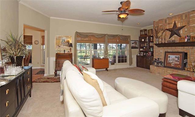 For Sale: 417 W Park Ave Weatherford, TX 76086