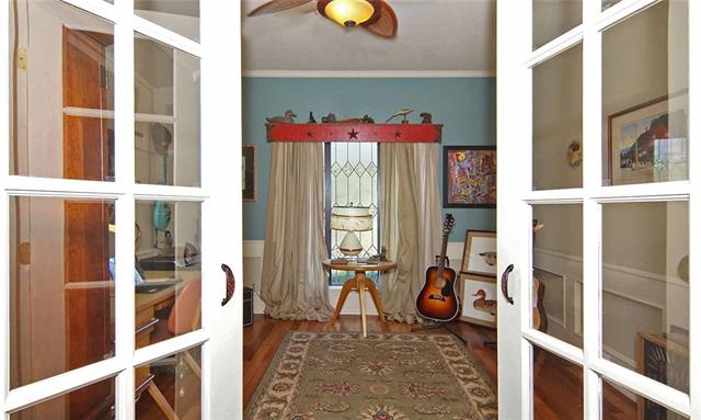 For Sale: 417 W Park Ave Weatherford, TX 76086
