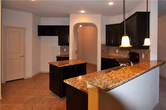 308 Mockingbird Ln