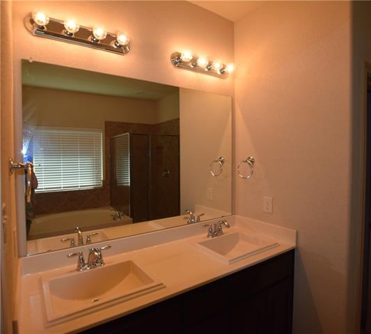 308 Mockingbird Ln