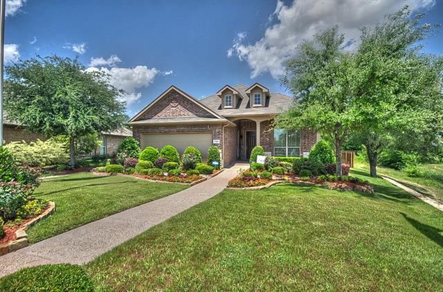 For Sale: 1204 Scott Dr Weatherford, TX 76087