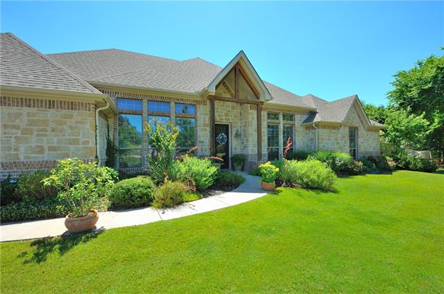 For Sale: 132 Overton Ridge Cir Weatherford, TX 76088