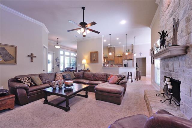 For Sale: 132 Overton Ridge Cir Weatherford, TX 76088
