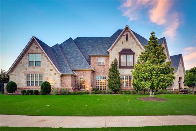 1712 Live Oak Ln
