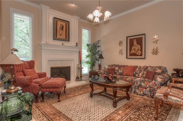 For Sale: 3709 Briarhaven Rd Fort Worth, TX 76109