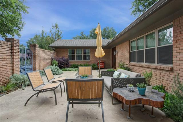 For Sale: 3728 Arroyo Rd Fort Worth, TX 76109
