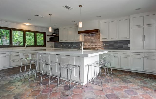 For Sale: 3728 Arroyo Rd Fort Worth, TX 76109