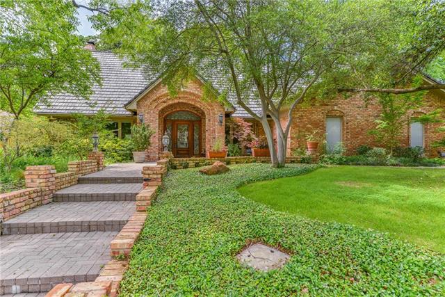 6302 Tiffany Oaks Ln