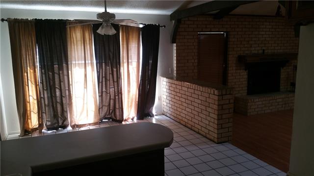 For Sale: 2859 Hitson Ln Fort Worth, TX 76112