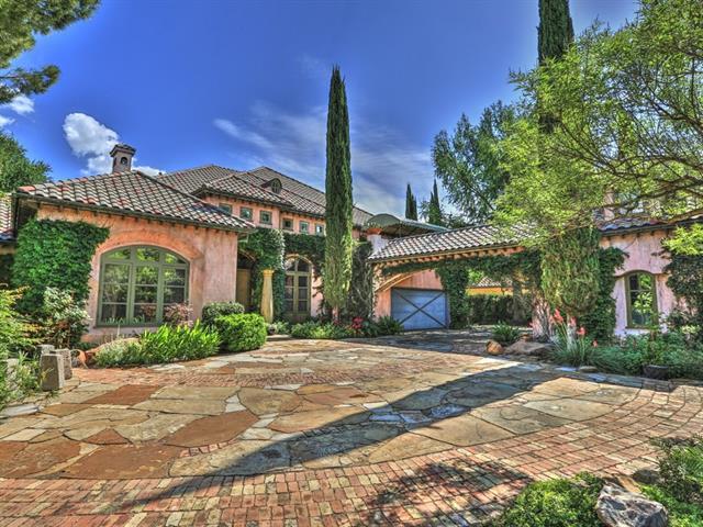 2433 Stephen Lee Dr